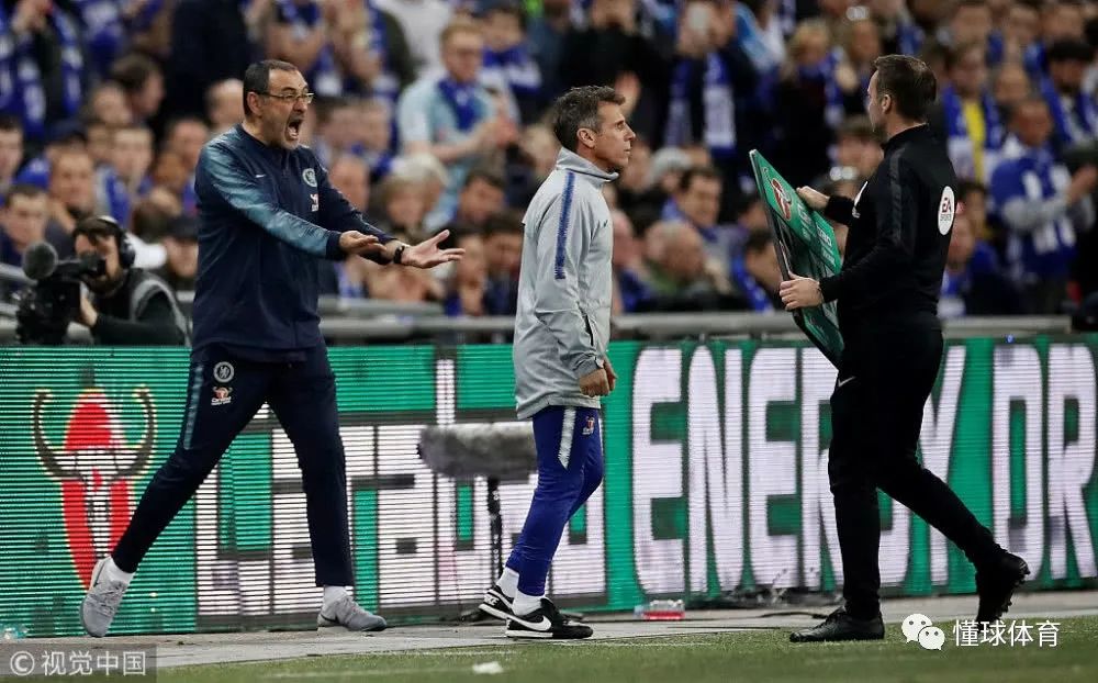  法兰克福主帅换阵奏效，客场逆袭斯图加特  