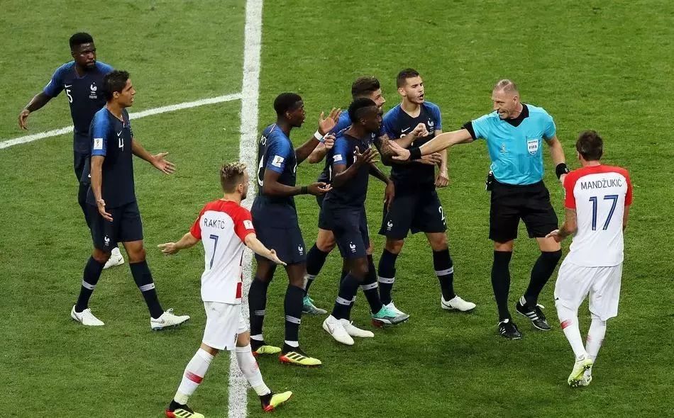  德甲联盟改革VAR使用规则